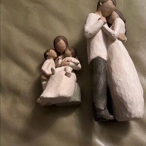 Willow Tree Quietly Figurine Set - Cream and Brown